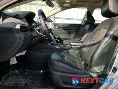 Zdjęcie 7 z 12 samochodu: 2021 NISSAN ALTIMA 2.5 SR VIN:1N4BL4CV0MN415428 - miniatura