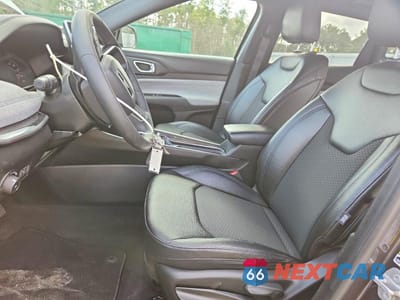 Zdjęcie 7 z 13 samochodu: 2024 JEEP COMPASS LATITUDE VIN:3C4NJDBN4RT149997 - miniatura