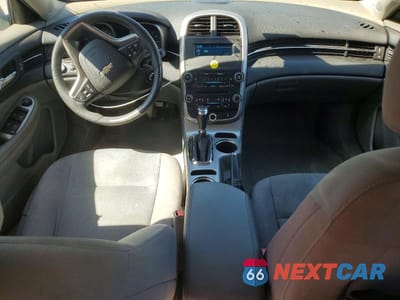 Zdjęcie 8 z 12 samochodu: 2014 CHEVROLET MALIBU LS VIN:1G11B5SL3EF164102 - miniatura