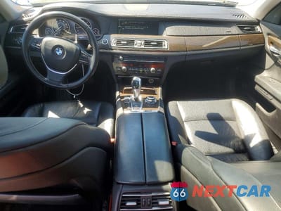 Zdjęcie 8 z 11 samochodu: 2012 BMW 740 I VIN:WBAKA4C57CC613317 - miniatura