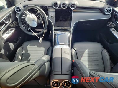 Zdjęcie 8 z 12 samochodu: 2026 MERCEDES-BENZ GLC COUPE 300 4MATIC VIN:W1NKJ4HB8TF426354 - miniatura