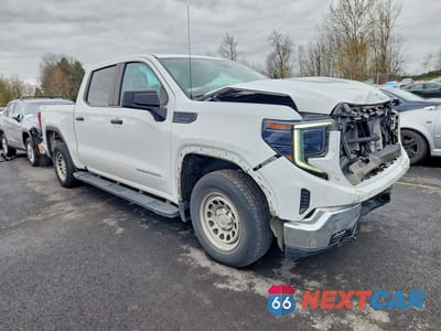 Czwarte zdjęcie samochodu z boku: 2023 GMC SIERRA K1500 VIN:1GTPUAEK2PZ205912 - miniatura
