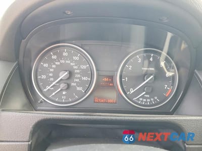 Zdjęcie 9 z 13 samochodu: 2013 BMW X1 SDRIVE28I VIN:WBAVM1C56DVW43658 - miniatura