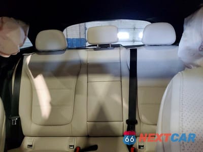 Zdjęcie 10 z 13 samochodu: 2026 MERCEDES-BENZ GLC 300 4MATIC VIN:W1NKM4HB7TF475617 - miniatura