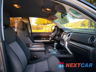 Piąte zdjęcie samochodu w środku: 2014 TOYOTA TUNDRA DOUBLE CAB SR VIN:5TFRM5F10EX076695 - miniatura
