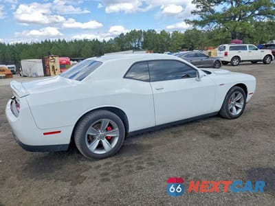 Trzecie zdjęcie samochodu z tyłu: 2019 DODGE CHALLENGER SXT VIN:2C3CDZAG7KH687403 - miniatura
