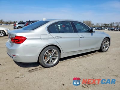 Trzecie zdjęcie samochodu z tyłu: 2018 BMW 330 XI VIN:WBA8D9G56JNU71035 - miniatura
