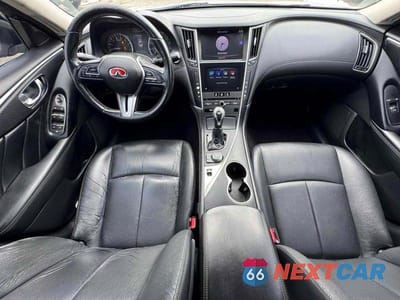 Zdjęcie 9 z 10 samochodu: 2018 INFINITI Q50 3.0T LUXE VIN:JN1EV7AP3JM359190 - miniatura