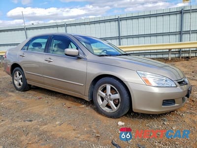 Czwarte zdjęcie samochodu z boku: 2006 HONDA ACCORD EX VIN:1HGCM56736A030049 - miniatura