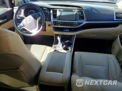 Zdjęcie 8 z 11 samochodu: 2014 TOYOTA HIGHLANDER LIMITED VIN:5TDYKRFH5ES024460 - miniatura