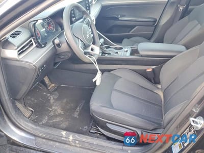 Zdjęcie 7 z 12 samochodu: 2023 KIA K5 LXS VIN:5XXG14J26PG219704 - miniatura