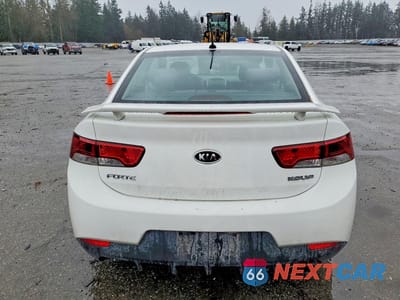 Zdjęcie 6 z 12 samochodu: 2013 KIA FORTE EX VIN:KNAFU6A29D5740136 - miniatura
