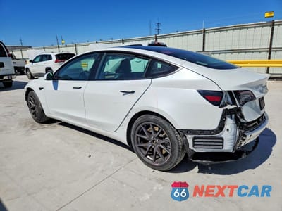 Drugie zdjęcie samochodu z przodu: 2021 TESLA MODEL 3 VIN:5YJ3E1EA7MF017049 - miniatura