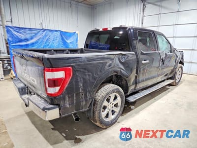Trzecie zdjęcie samochodu z tyłu: 2021 FORD F150 SUPERCREW VIN:1FTFW1E89MFB05782 - miniatura