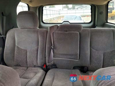 Zdjęcie 10 z 12 samochodu: 2004 CHEVROLET TAHOE K1500 VIN:1GNEK13T84J121068 - miniatura