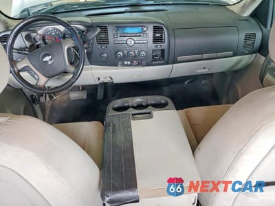 Zdjęcie 8 z 12 samochodu: 2008 CHEVROLET SILVERADO K1500 VIN:1GCEK19018Z290491 - miniatura