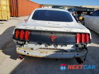 Zdjęcie 6 z 12 samochodu: 2016 FORD MUSTANG VIN:1FA6P8AM2G5308179 - miniatura