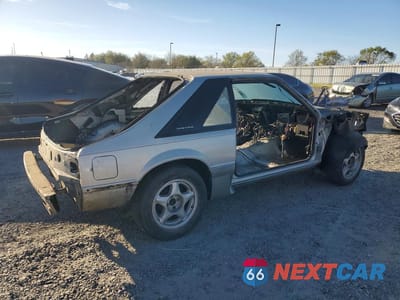 Trzecie zdjęcie samochodu z tyłu: 1991 FORD MUSTANG GT VIN:1FACP42E8MF126642 - miniatura