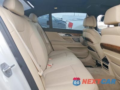 Zdjęcie 10 z 12 samochodu: 2017 BMW 740 I VIN:WBA7E2C39HG740616 - miniatura