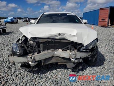 Piąte zdjęcie samochodu w środku: 2017 MERCEDES-BENZ E 300 VIN:WDDZF4JB4HA025797 - miniatura