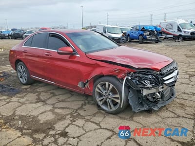 Czwarte zdjęcie samochodu z boku: 2018 MERCEDES-BENZ C 300 4MATIC VIN:55SWF4KB6JU279485 - miniatura