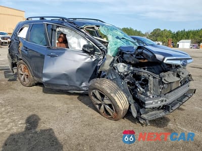 Czwarte zdjęcie samochodu z boku: 2021 SUBARU FORESTER TOURING VIN:JF2SKAXC8MH574055 - miniatura