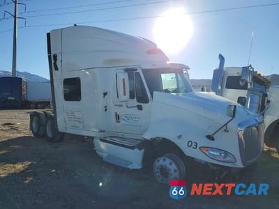 2010 INTERNATIONAL PROSTAR PR - SEMI TRUCK 3HSCUAPR0AN192192 - główne zdjęcie licytacji z USA - miniatura