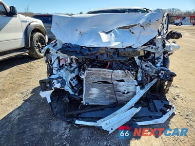Piąte zdjęcie samochodu w środku: 2025 TOYOTA CAMRY SE VIN:4T1DBADK9SU019568 - miniatura