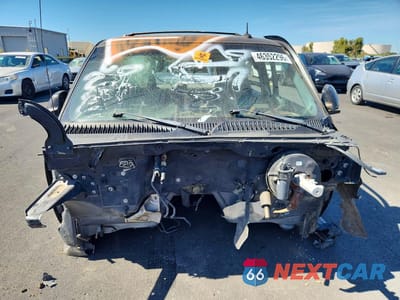 Piąte zdjęcie samochodu w środku: 2003 CHEVROLET TAHOE K1500 VIN:1GNEK13Z33J200019 - miniatura