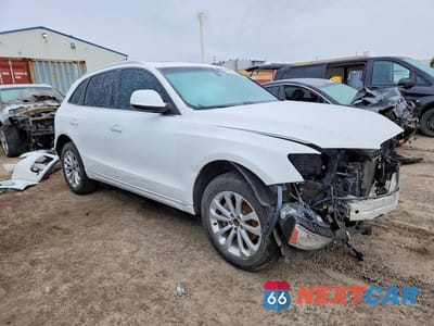 Czwarte zdjęcie samochodu z boku: 2015 AUDI Q5 PREMIUM PLUS VIN:WA1LFCFP1FA015329 - miniatura