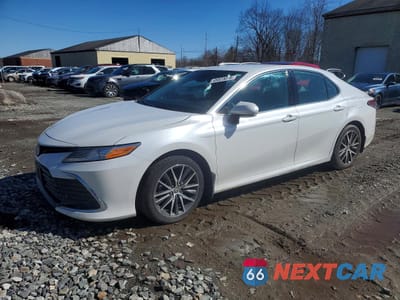 2023 TOYOTA CAMRY HYBRID XLE 4T1F31AK9PU617631 - główne zdjęcie licytacji z USA - miniatura