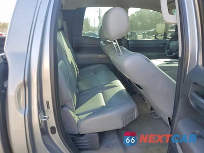 Zdjęcie 10 z 12 samochodu: 2010 TOYOTA TUNDRA GRADE VIN:5TFRM5F1XAX002159 - miniatura
