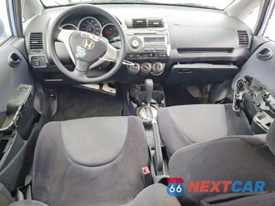 Zdjęcie 8 z 12 samochodu: 2008 HONDA FIT VIN:JHMGD38488S046234 - miniatura