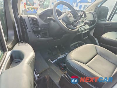 Zdjęcie 8 z 12 samochodu: 2025 RAM PROMASTER 3500 DELIVERY VAN VIN:3C6MRVHGXSE551625 - miniatura