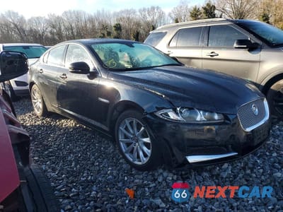Czwarte zdjęcie samochodu z boku: 2013 JAGUAR XF VIN:SAJWA0ES4DPS66055 - miniatura