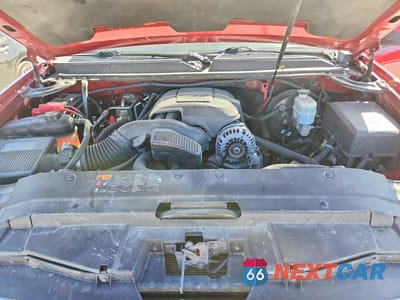 Zdjęcie 12 z 13 samochodu: 2013 CHEVROLET SUBURBAN K1500 LT VIN:1GNSKJE77DR205807 - miniatura