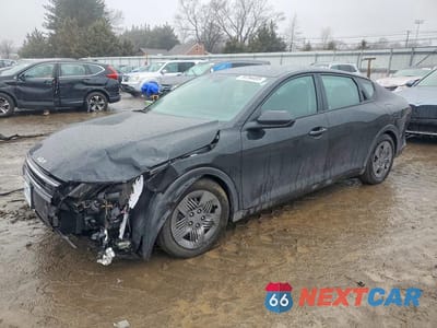 2025 KIA K4 LX 3KPFT4DE5SE002755 - główne zdjęcie licytacji z USA - miniatura