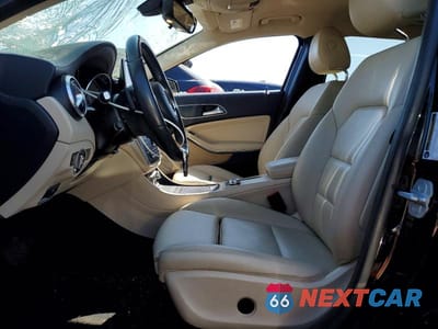 Zdjęcie 7 z 12 samochodu: 2016 MERCEDES-BENZ GLA 250 VIN:WDCTG4EB5GJ207041 - miniatura