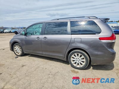 Drugie zdjęcie samochodu z przodu: 2014 TOYOTA SIENNA XLE 7-PASSENGER VIN:5TDDK3DC0ES082687 - miniatura