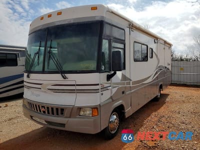 Drugie zdjęcie samochodu z przodu: 2006 WINNEBAGO VOYAGE CAMPER VIN:1F6NF53Y860A06868 - miniatura