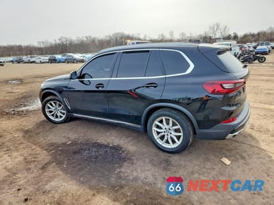 Drugie zdjęcie samochodu z przodu: 2021 BMW X5 XDRIVE40I VIN:5UXCR6C04M9F76372 - miniatura