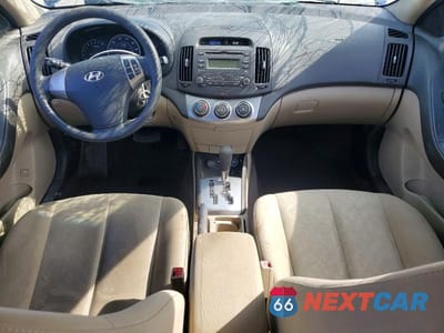 Zdjęcie 8 z 11 samochodu: 2010 HYUNDAI ELANTRA GLS VIN:KMHDU4AD0AU929545 - miniatura