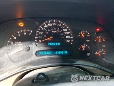 Zdjęcie 9 z 13 samochodu: 2003 GMC NEW SIERRA C1500 VIN:2GTEC19V431105537 - miniatura