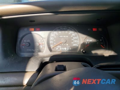 Zdjęcie 9 z 12 samochodu: 2003 FORD CROWN VICTORIA POLICE INTERCEPTOR VIN:2FAHP71W73X213937 - miniatura