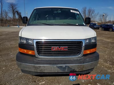 Piąte zdjęcie samochodu w środku: 2017 GMC SAVANA 2500 CARGO UTILITY / SERVICE VAN VIN:1GTW7AFF7H1915442 - miniatura