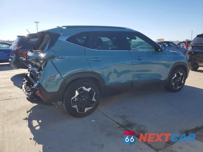Trzecie zdjęcie samochodu z tyłu: 2026 KIA SELTOS EX VIN:KNDER2AA3T7854796 - miniatura