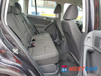 Zdjęcie 10 z 11 samochodu: 2018 VOLKSWAGEN TIGUAN LIMITED VIN:WVGBV7AX4JK002060 - miniatura