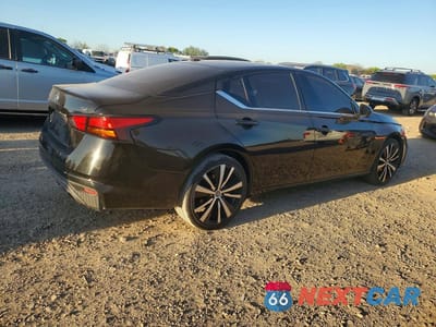 Trzecie zdjęcie samochodu z tyłu: 2020 NISSAN ALTIMA 2.5 SR VIN:1N4BL4CV1LC209092 - miniatura