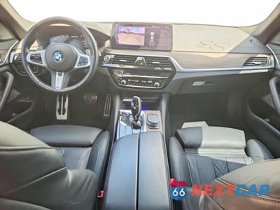 Zdjęcie 9 z 10 samochodu: 2021 BMW M550XI VIN:WBA13BK04MCF71483 - miniatura