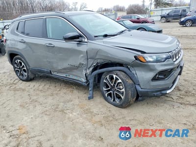 Czwarte zdjęcie samochodu z boku: 2022 JEEP COMPASS LIMITED VIN:3C4NJDCB4NT141316 - miniatura
